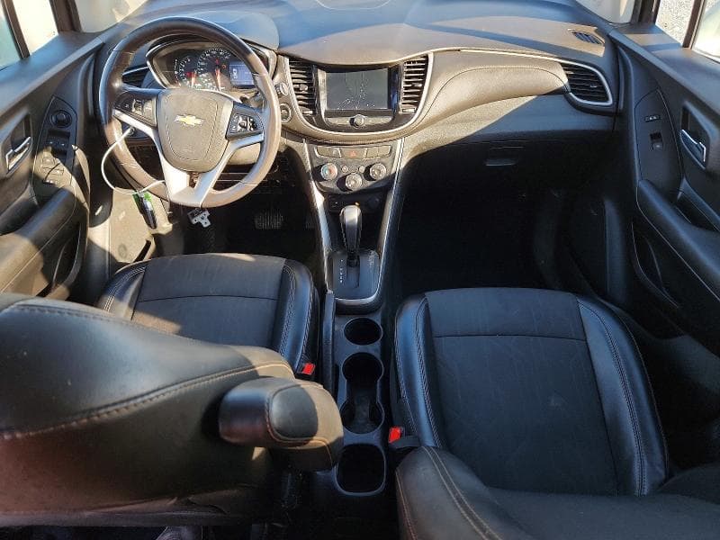 2020 CHEVROLET TRAX 1LT 8