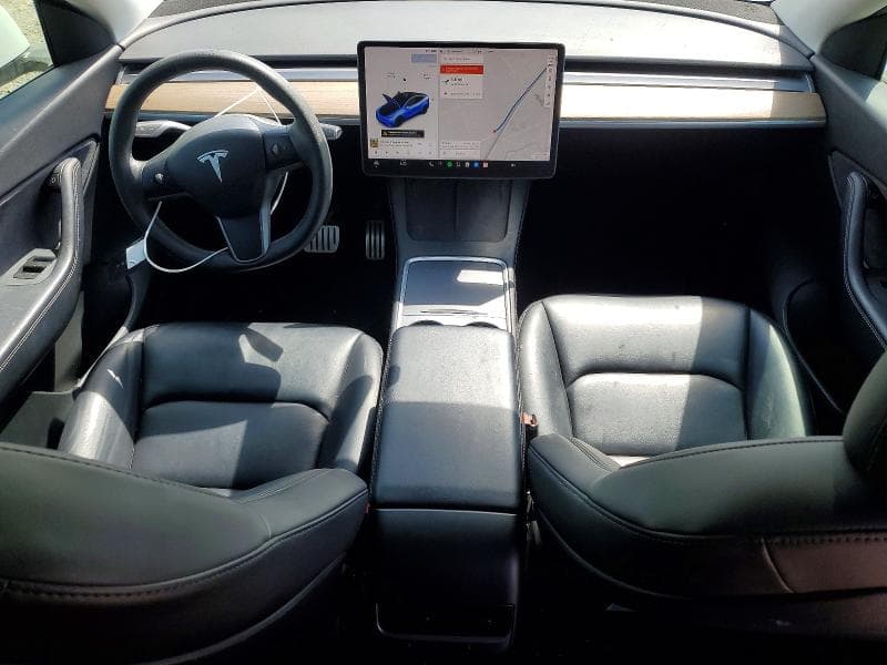 2021 TESLA MODEL Y 8