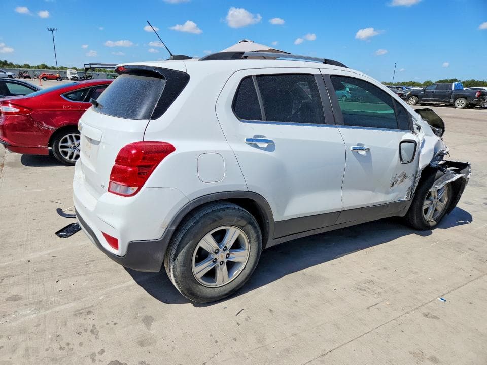2018 CHEVROLET TRAX 1LT 3