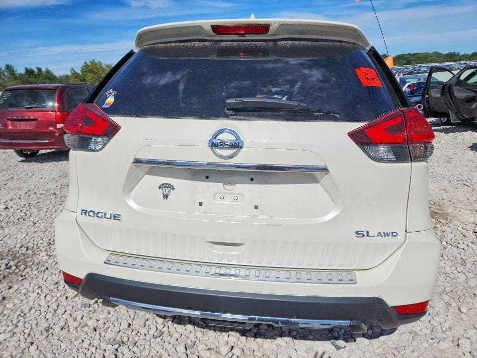 2017 NISSAN ROGUE SL 6