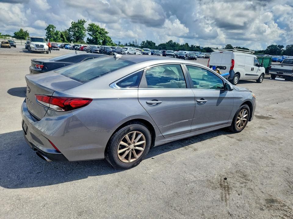 2019 HYUNDAI SONATA SE 3