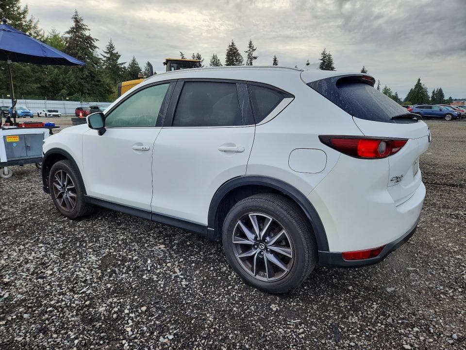 2018 MAZDA CX-5 TOURING 2