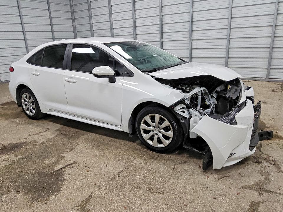 2026 TOYOTA COROLLA LE 4