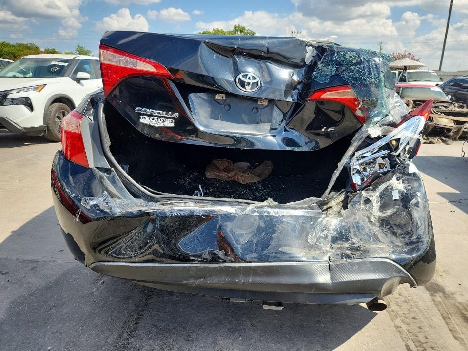 2018 TOYOTA COROLLA LE 6