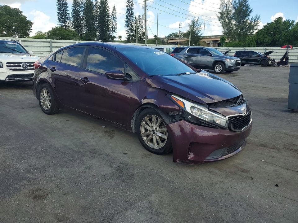 2017 KIA FORTE LX 4
