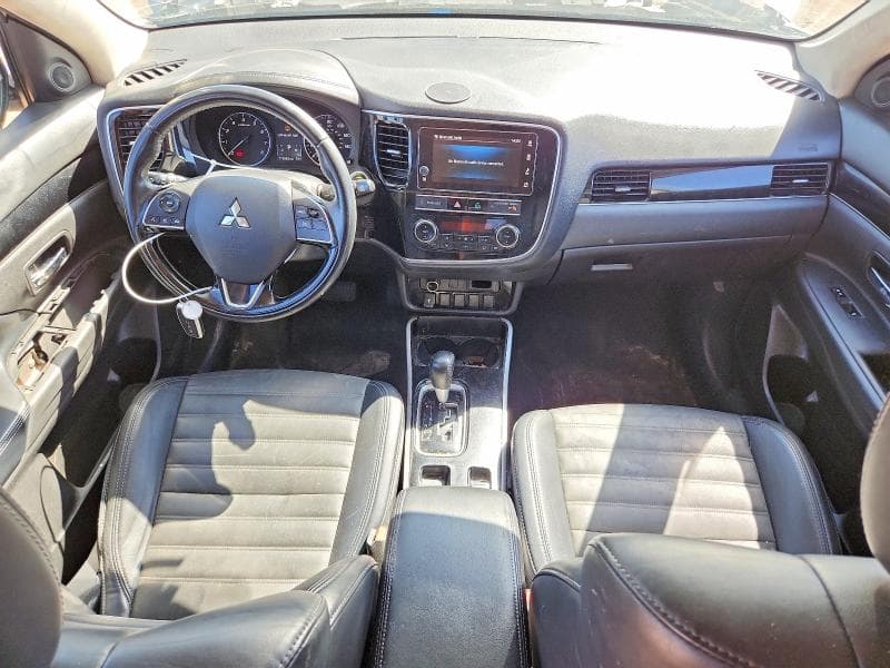 2019 MITSUBISHI OUTLANDER SE 8