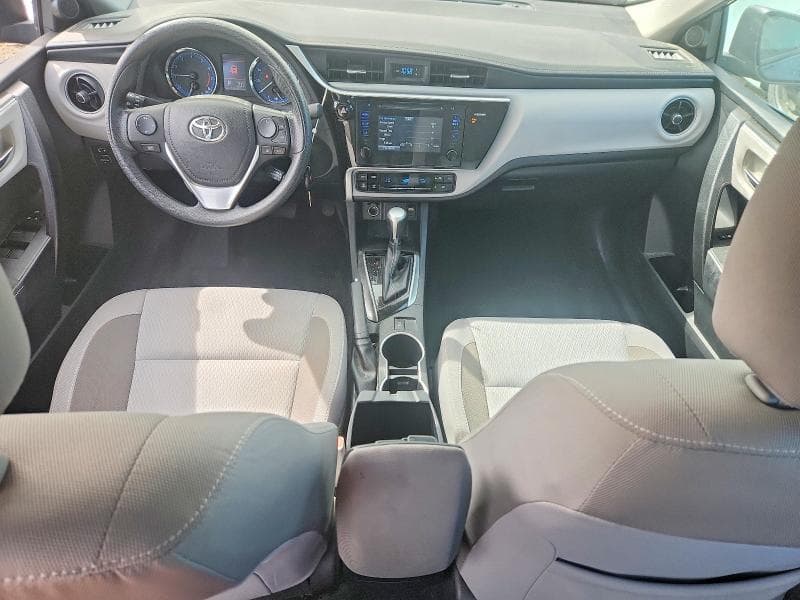 2017 TOYOTA COROLLA LE 8