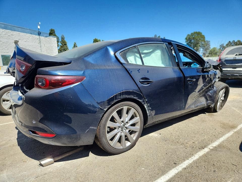 2023 MAZDA 3 PREFERRED 3