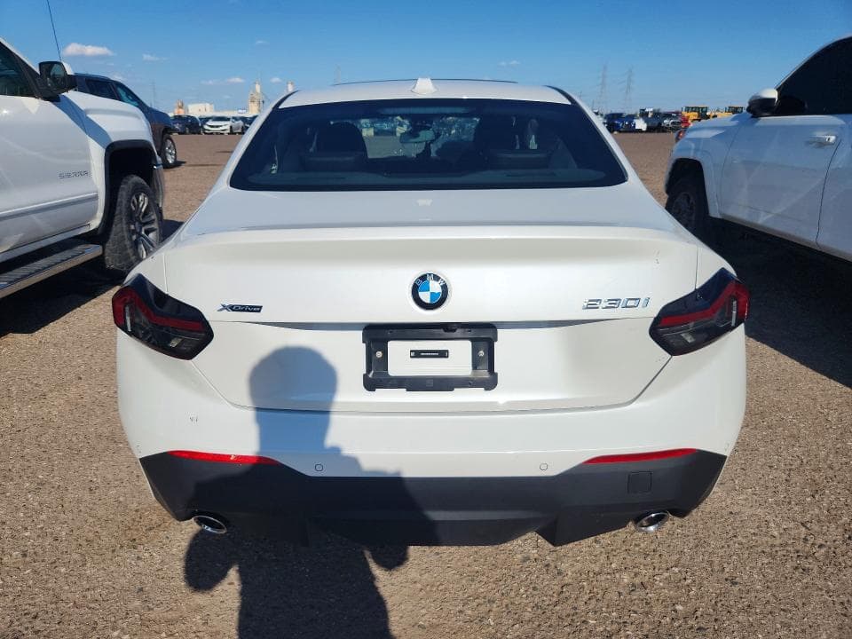 2026 BMW 230XI 6