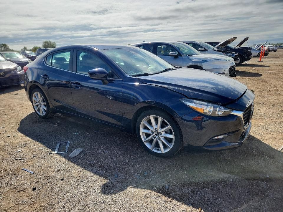 2017 MAZDA 3 TOURING 4