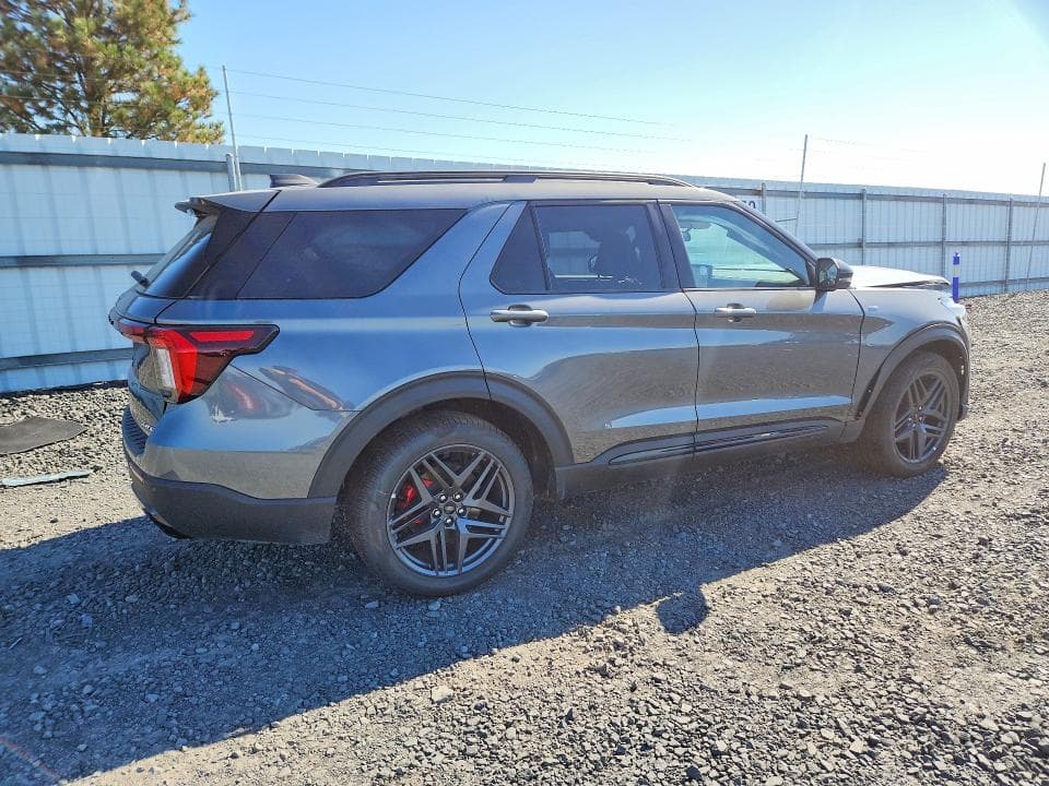 2026 FORD EXPLORER ST-LINE 3