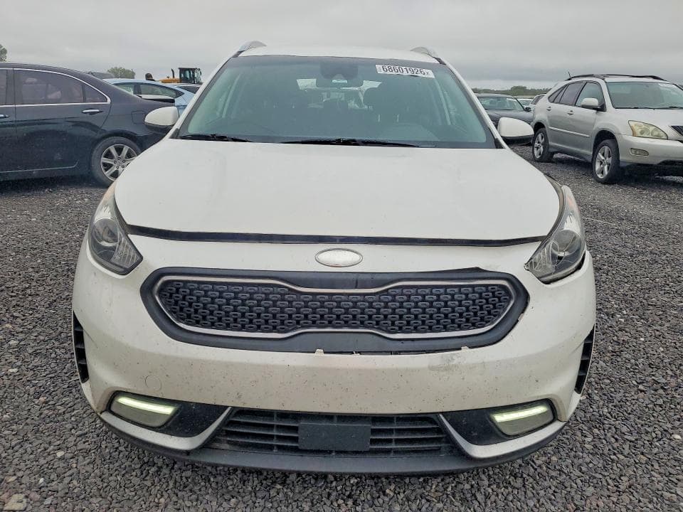 2019 KIA NIRO LX 5