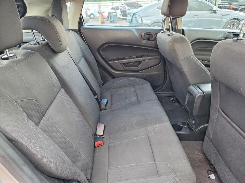 2019 FORD FIESTA SE 10