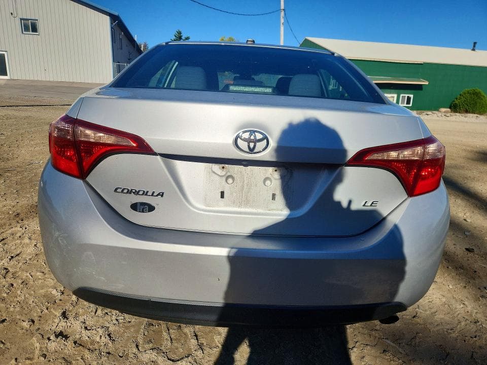 2017 TOYOTA COROLLA LE 6