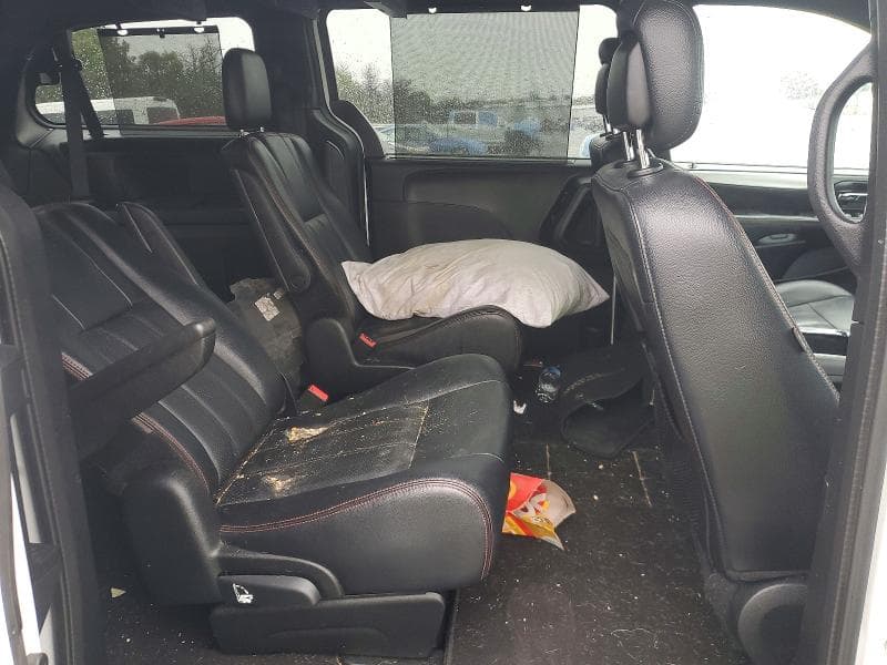 2017 DODGE GRAND CARAVAN GT 11