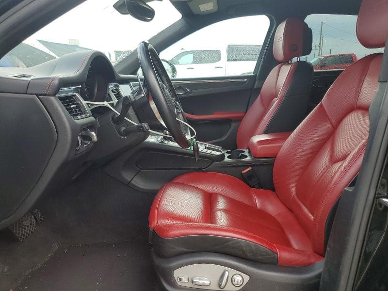 2017 PORSCHE MACAN GTS 7