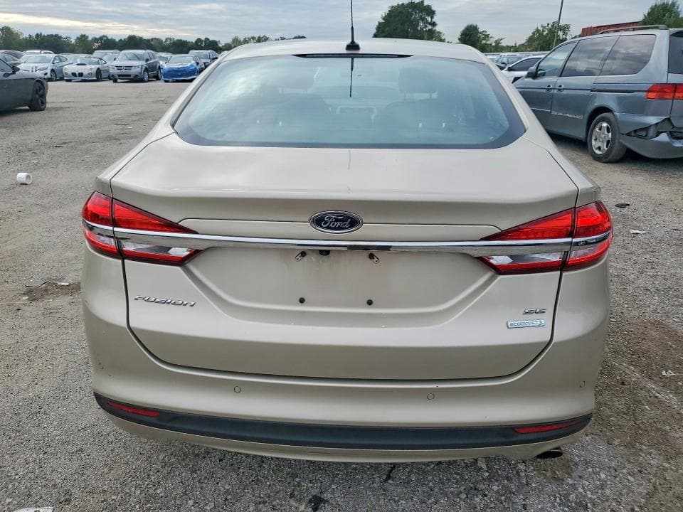 2017 FORD FUSION SE 6