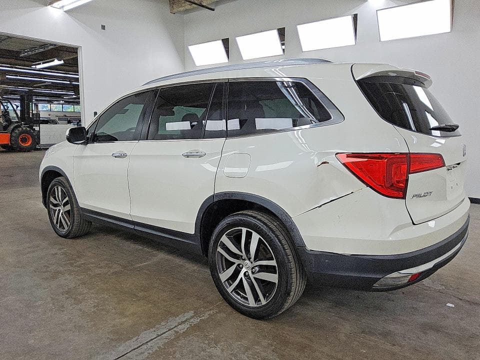 2017 HONDA PILOT ELITE 2