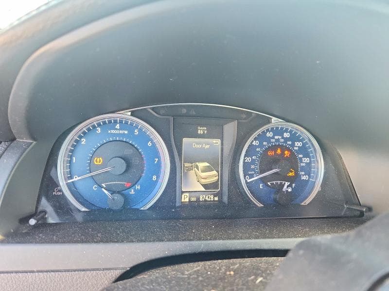 2017 TOYOTA CAMRY LE 9