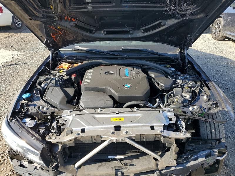 2021 BMW 330E 11
