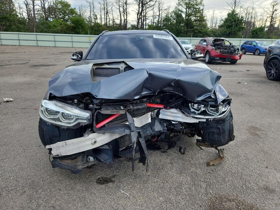 2018 BMW 330 XI 5