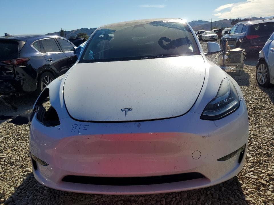 2022 TESLA MODEL Y 5