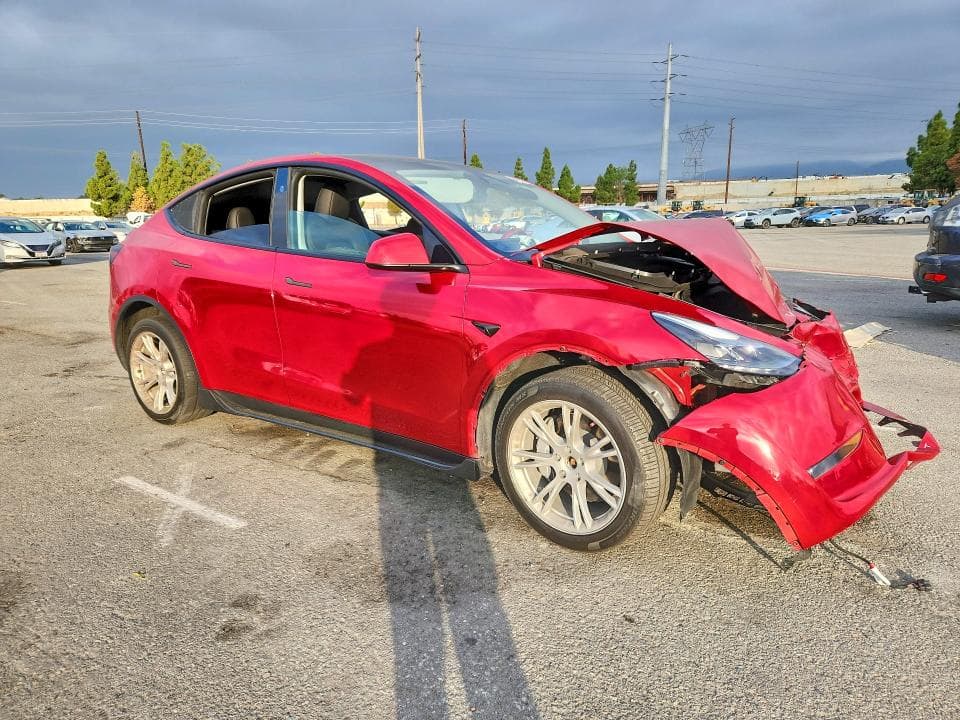 2023 TESLA MODEL Y 4