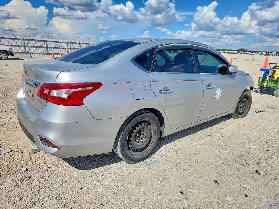2017 NISSAN SENTRA S 3