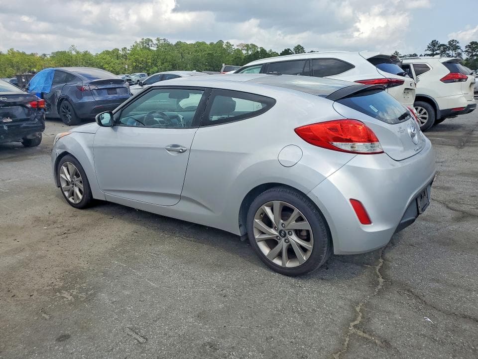 2017 HYUNDAI VELOSTER BASE 2