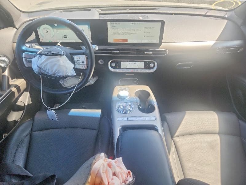 2024 GENESIS GV60 STANDARD 8