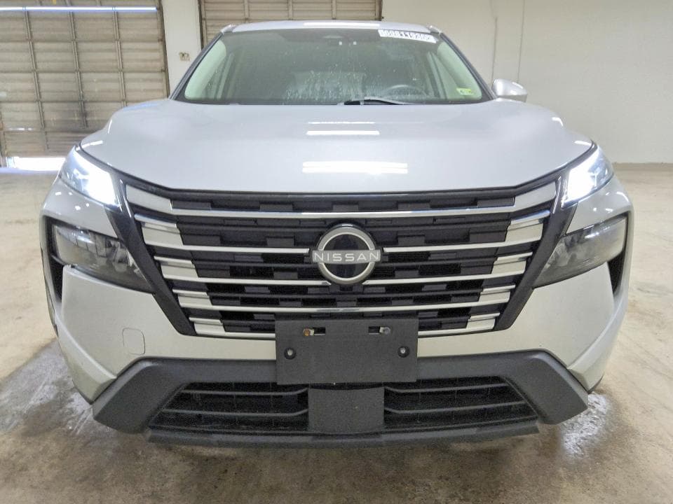 2024 NISSAN ROGUE SV 5