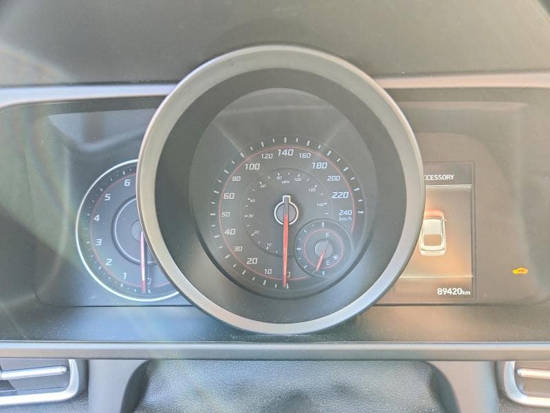 2021 HYUNDAI ELANTRA SEL 9