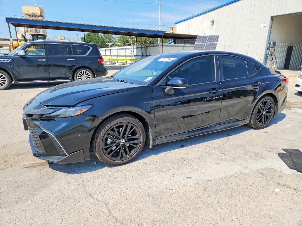 2026 TOYOTA CAMRY SE - 1