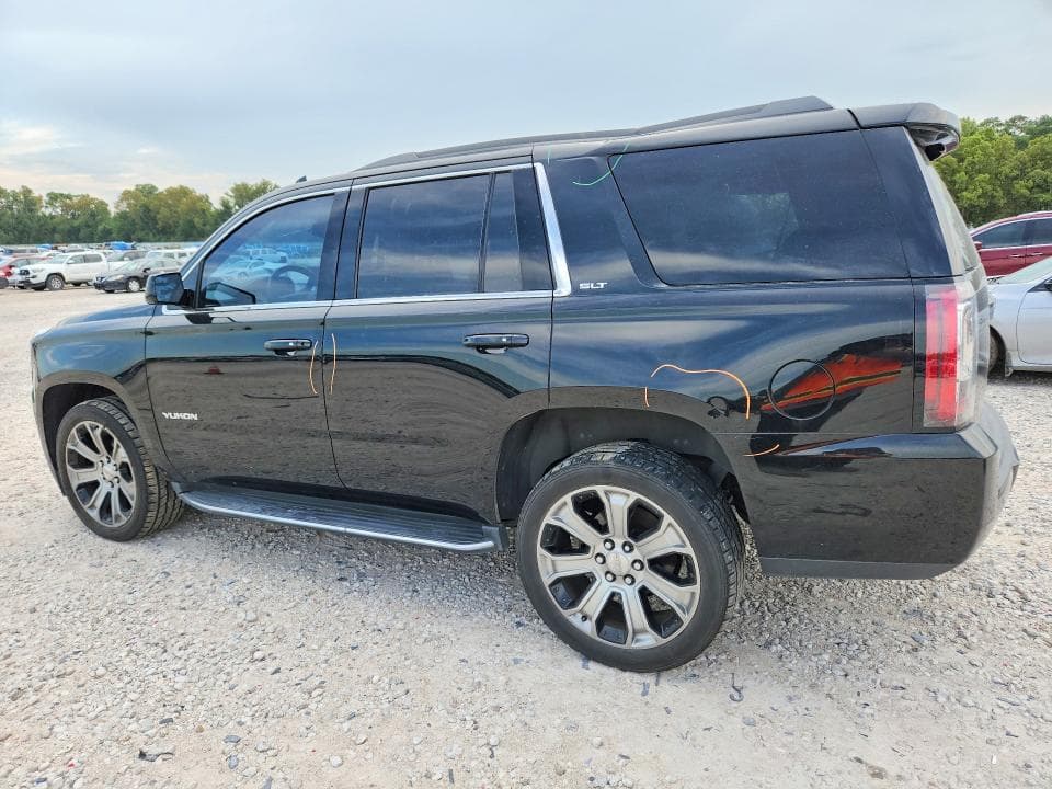 2017 GMC YUKON SLT 2