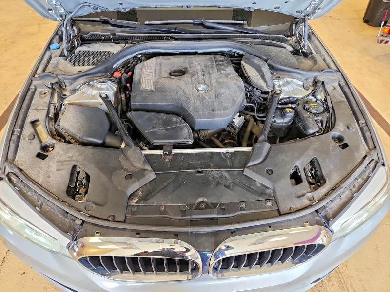 2017 BMW 530 XI 11