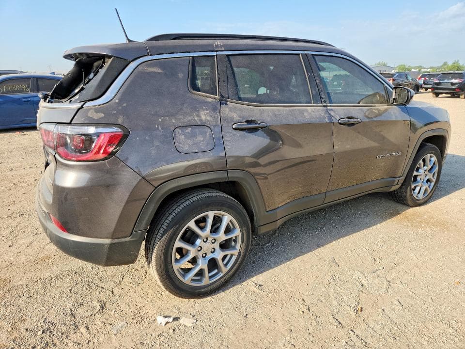 2022 JEEP COMPASS LATITUDE LUX 3