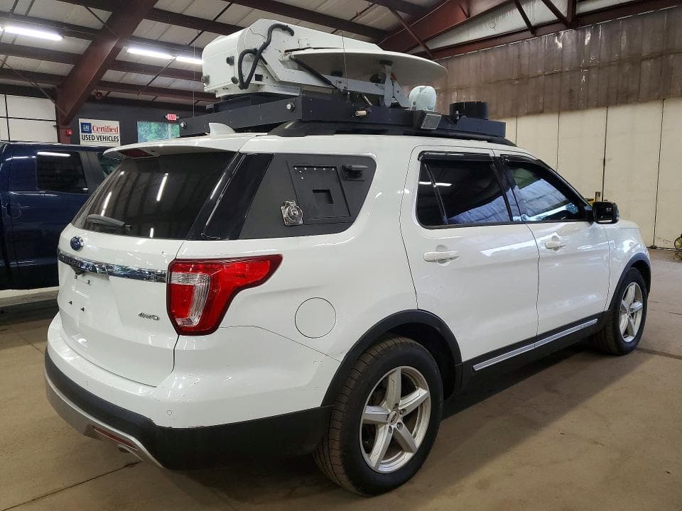2017 FORD EXPLORER XLT 3