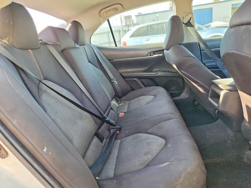 2020 TOYOTA CAMRY LE 10