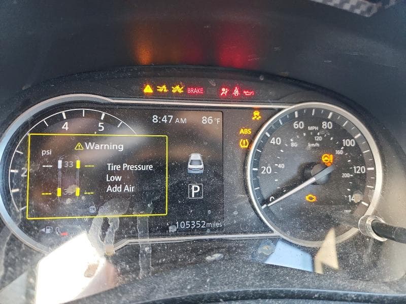 2021 NISSAN VERSA SV 9