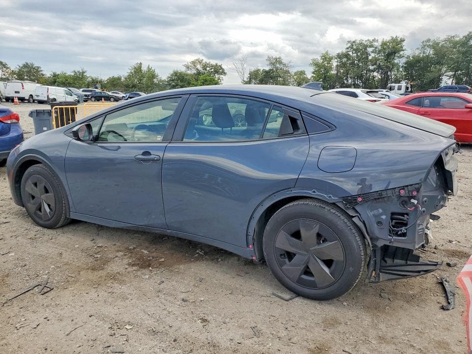 2025 TOYOTA PRIUS LE 2