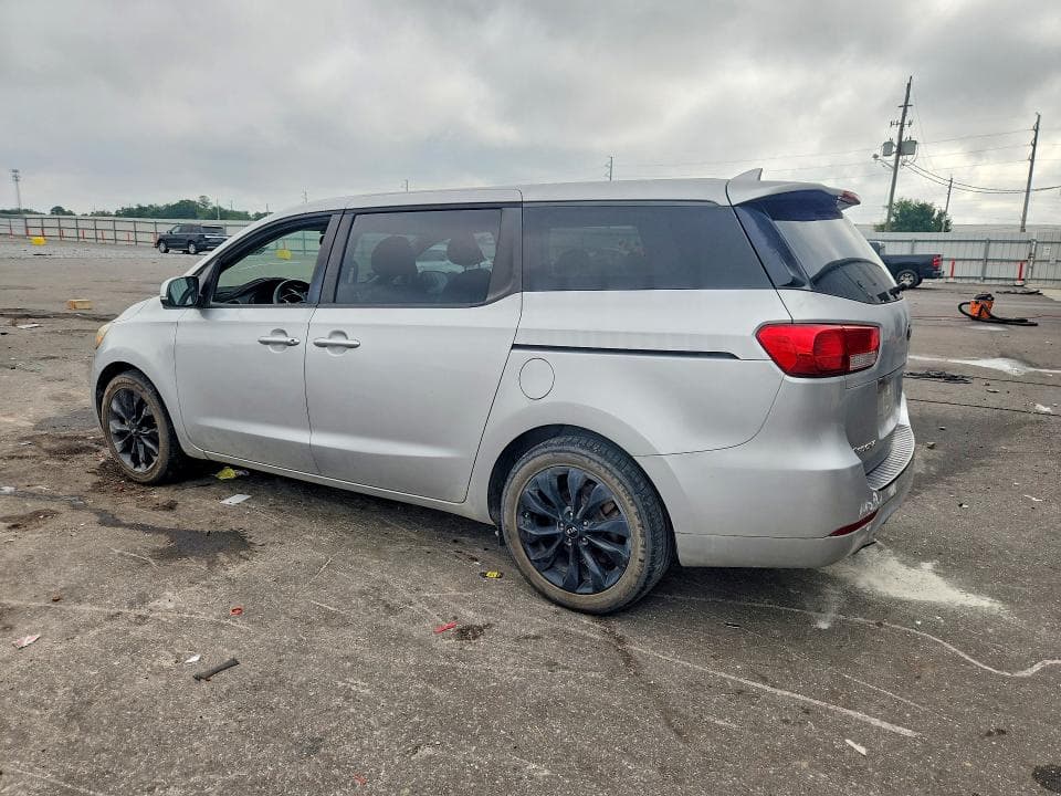 2017 KIA SEDONA LX 2