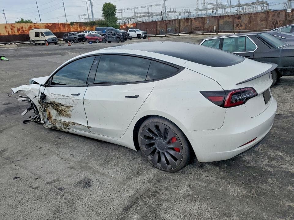 2022 TESLA MODEL 3 2