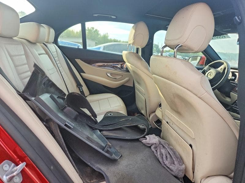 2017 MERCEDES-BENZ E 300 10