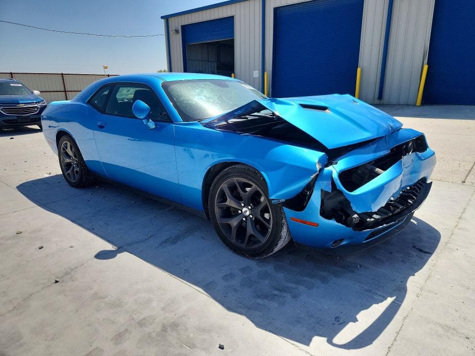 2018 DODGE CHALLENGER SXT 4
