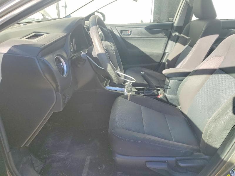 2017 TOYOTA COROLLA LE 7