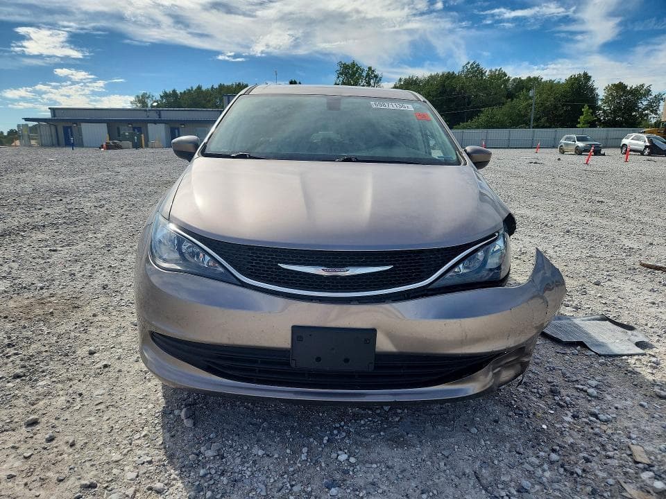 2017 CHRYSLER PACIFICA TOURING 5
