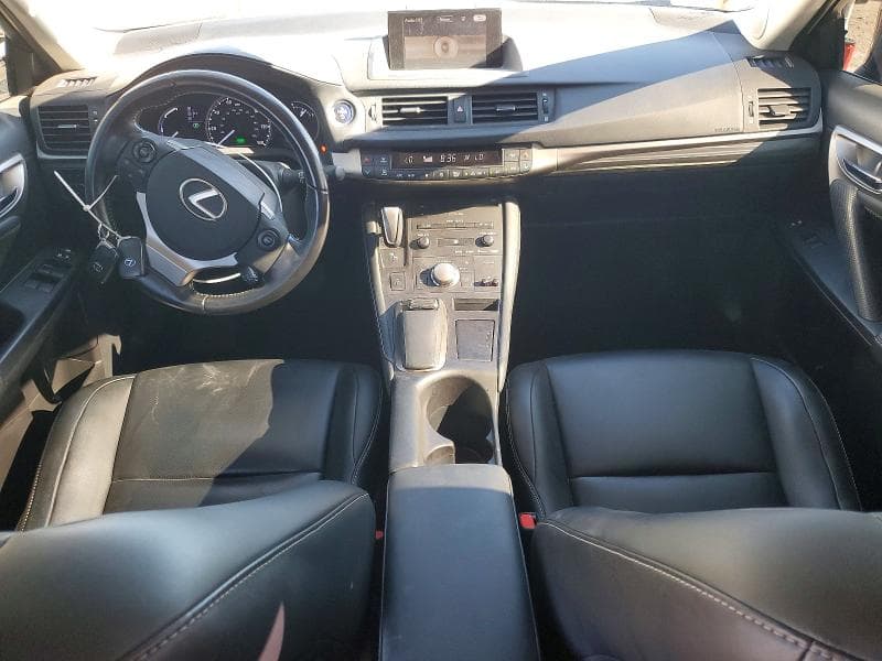 2017 LEXUS CT 200 8