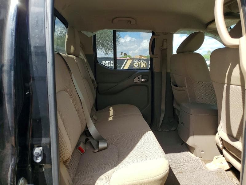 2017 NISSAN FRONTIER SV 10