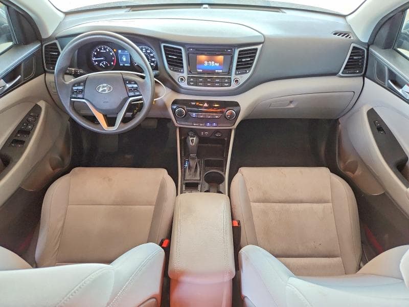 2017 HYUNDAI TUCSON SE 8
