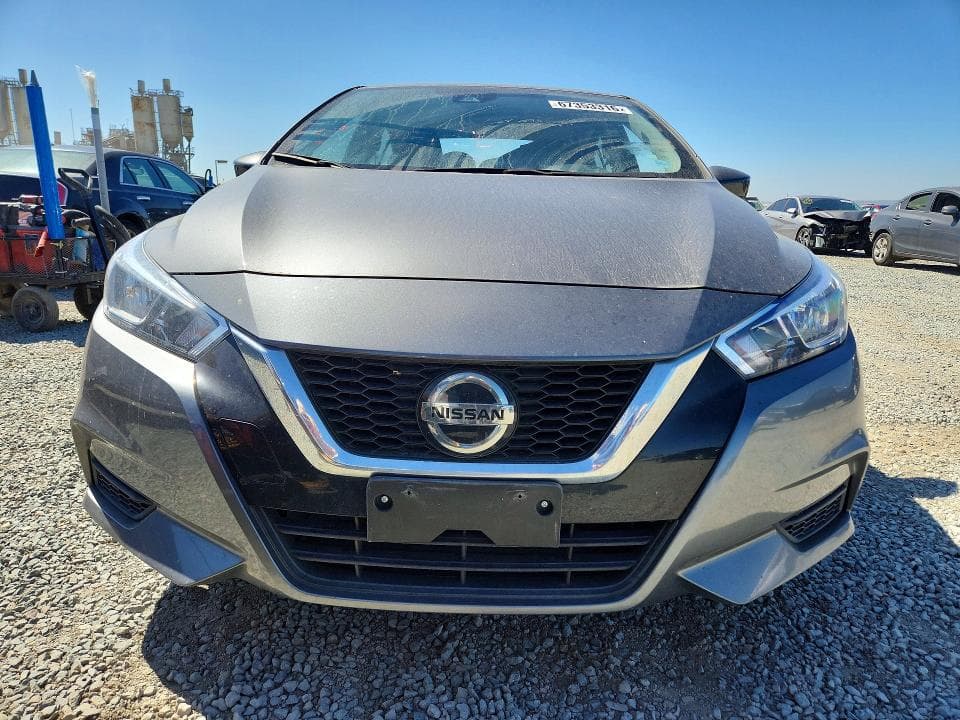 2022 NISSAN VERSA SV 5